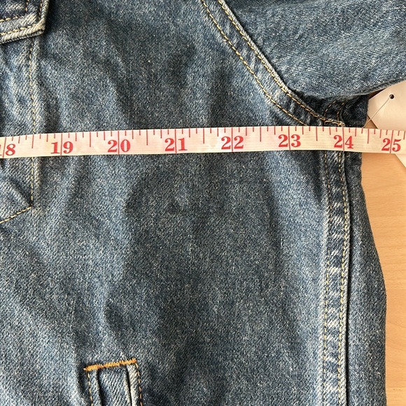 🆕 GAP Denim Trucker Jacket L Large NWT New! Blue - Picture 9 of 11